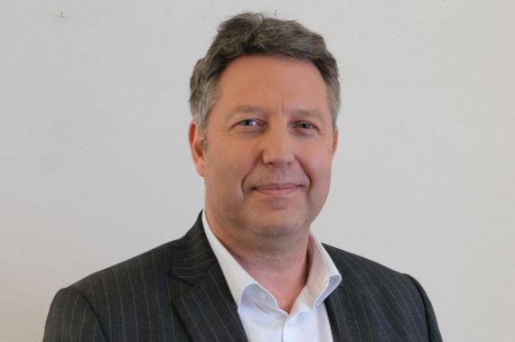 Chancen durch Digitalisierung und KI – wie die Parkinson Stiftung Forschung und Patienten unterstützt